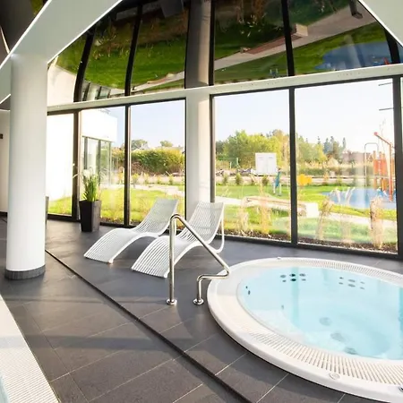 Apartment105 Westin House