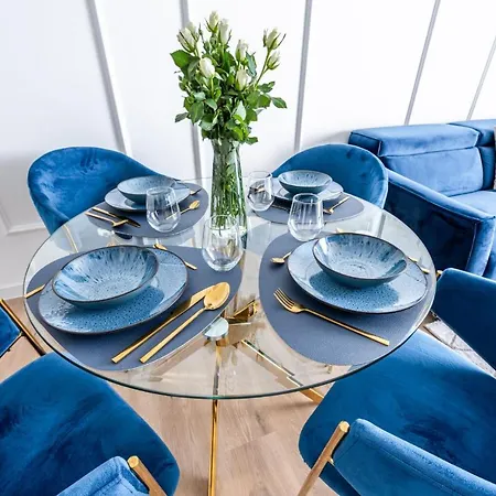 Apartment105 Westin House コウォブジェク
